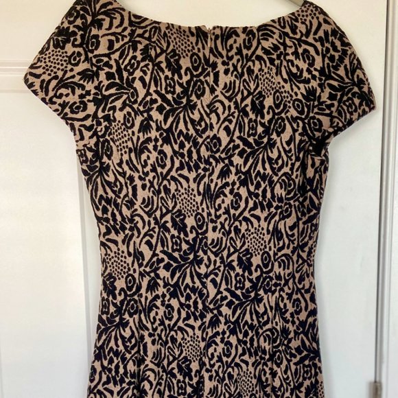 Eva Mendes by New York & Co. Black & Tan Fall/Winter Cocktail Dress [8] - Picture 8 of 8